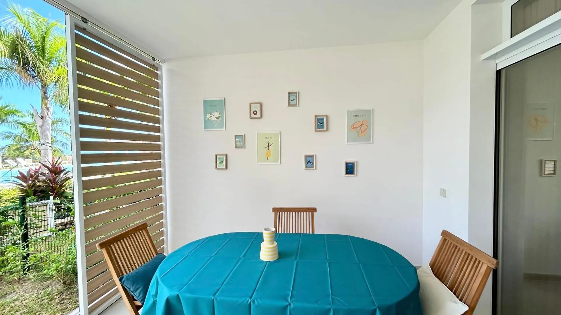 Tehani Beach Apartment Paea